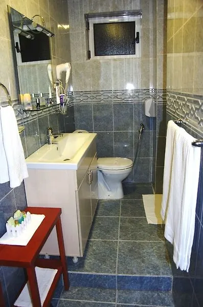Hotel Millenium Tiran