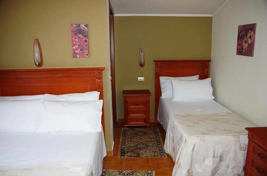 ***  Hotel Millenium Tirana Albânia